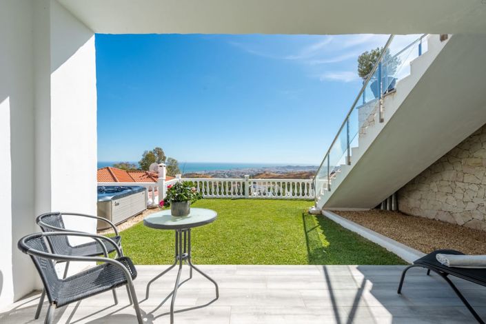 Image No.5-6 Bed Villa for sale