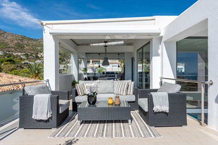 Image No.8-6 Bed Villa for sale