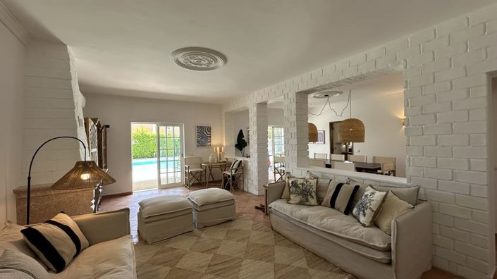 Image No.12-5 Bed Villa for sale