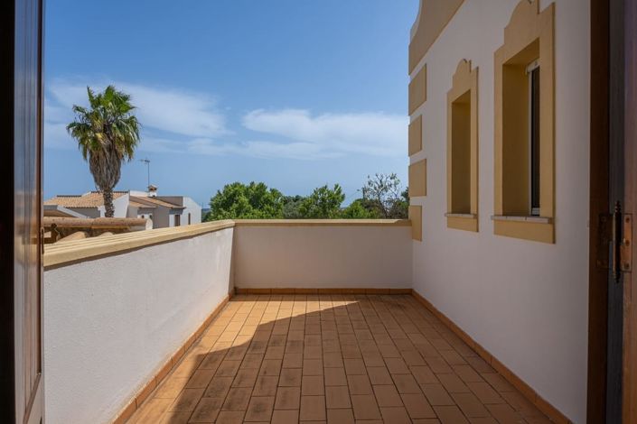 Image No.20-4 Bed Villa for sale