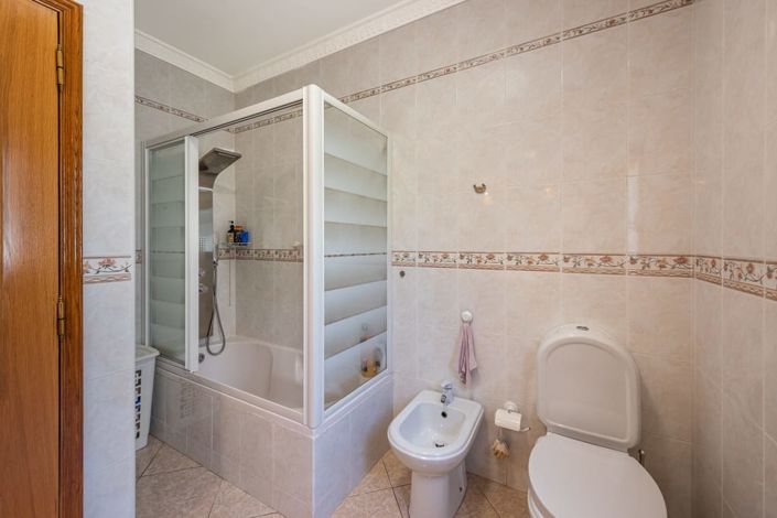 Image No.21-4 Bed Villa for sale