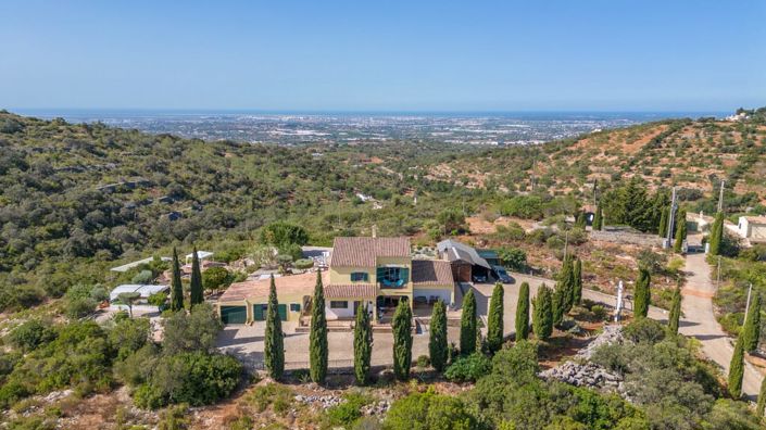 Image No.2-Villa de 5 chambres à vendre à Faro City