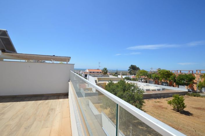 Image No.10-3 Bed Villa for sale