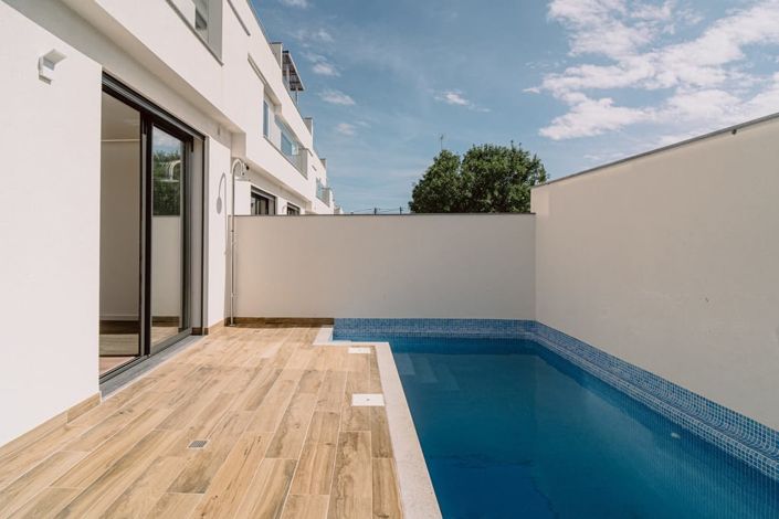 Image No.7-3 Bed Villa for sale