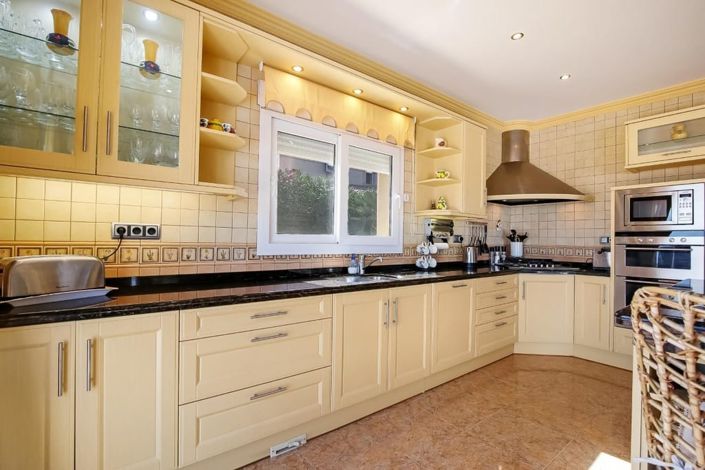 Image No.9-4 Bed Villa for sale