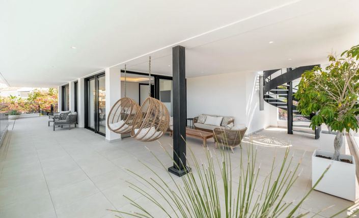 Image No.15-5 Bed Villa for sale