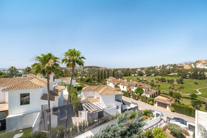 Image No.8-5 Bed Villa for sale