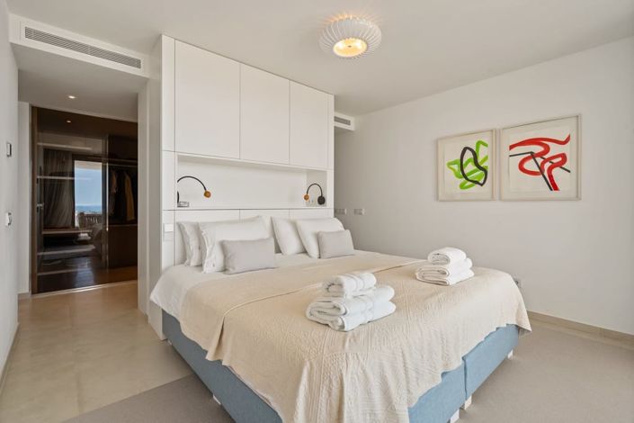 Image No.16-5 Bed Apartment for sale