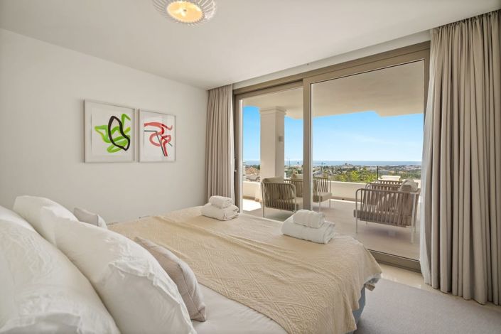 Image No.17-5 Bed Apartment for sale