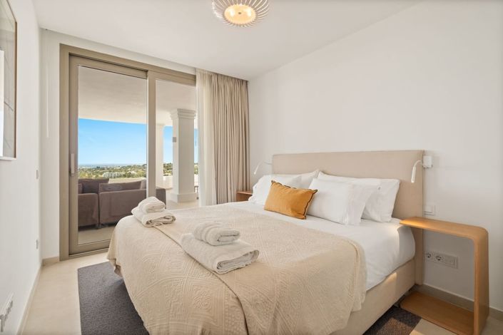 Image No.20-5 Bed Apartment for sale