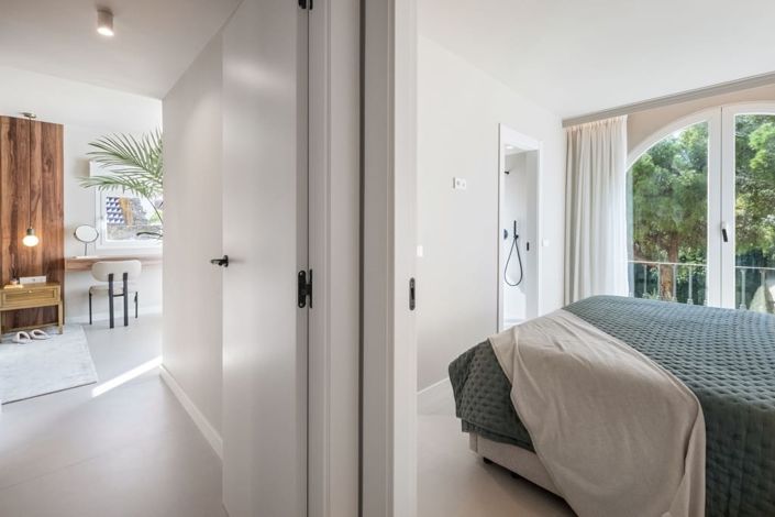 Image No.17-3 Bed Apartment for sale