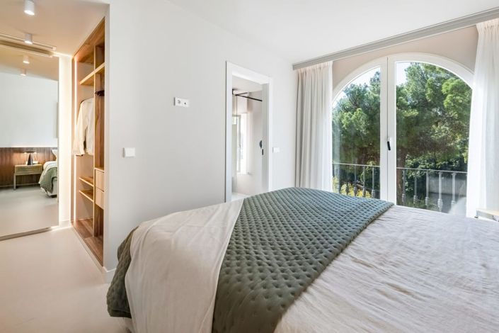 Image No.24-3 Bed Apartment for sale