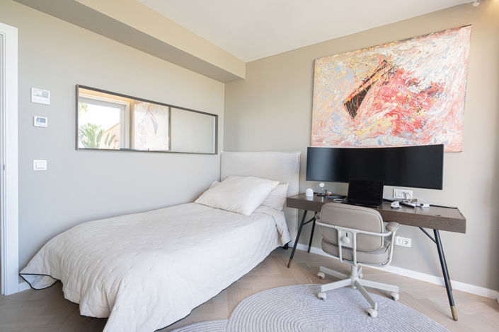 Image No.27-3 Bed Apartment for sale