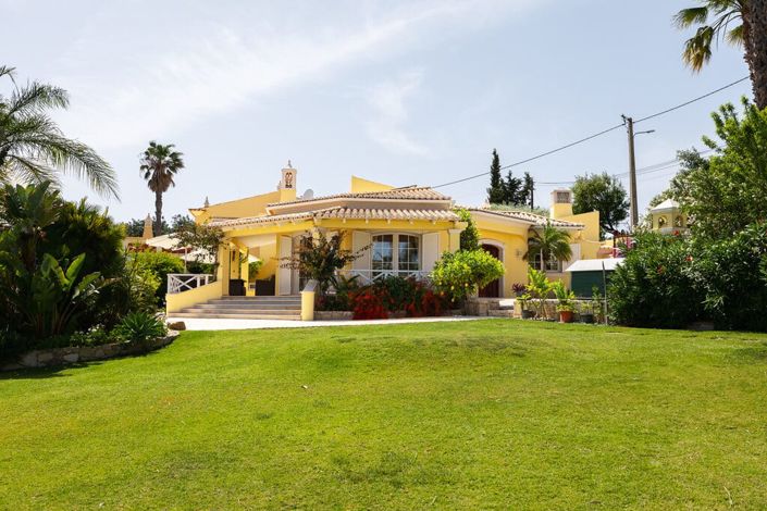 Image No.2-3 Bed Villa for sale