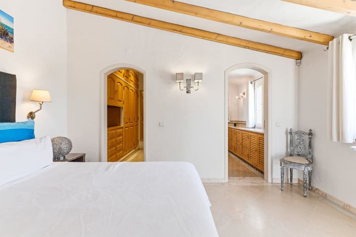 Image No.24-3 Bed Villa for sale