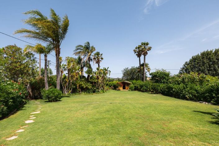 Image No.3-3 Bed Villa for sale