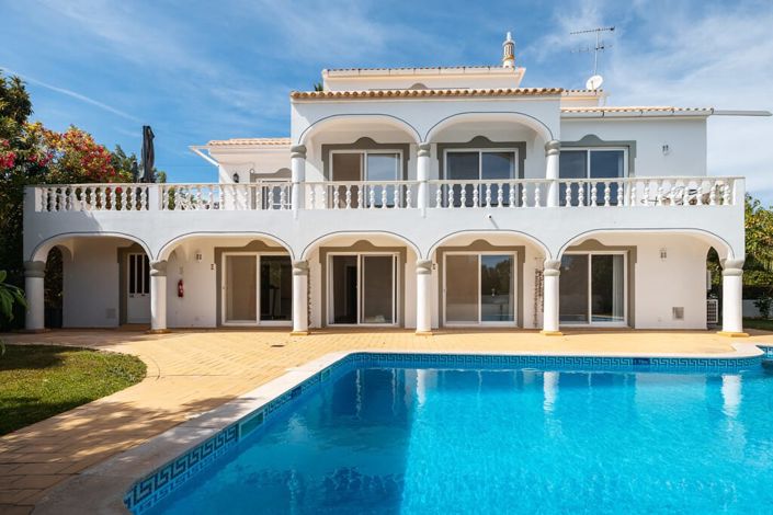 Image No.3-6 Bed Villa for sale