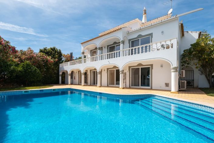 Image No.4-6 Bed Villa for sale