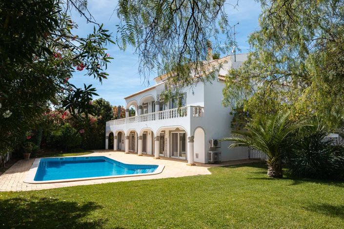 Image No.6-6 Bed Villa for sale