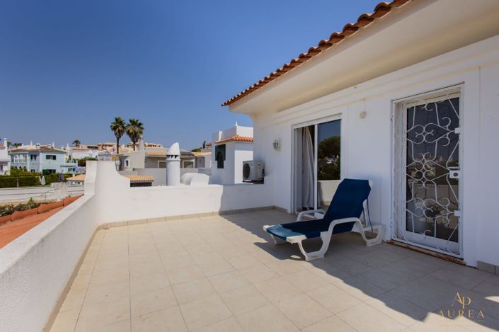 Image No.11-3 Bed Villa for sale