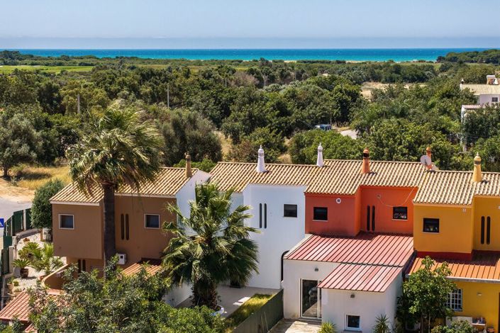 Image No.2-2 Bed Villa for sale