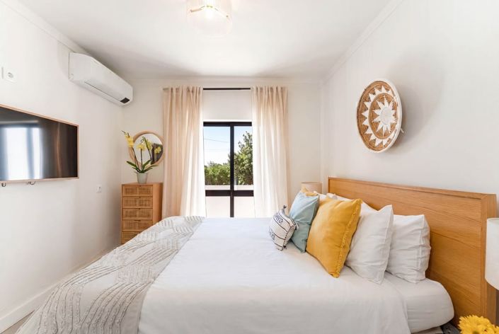 Image No.23-2 Bed Villa for sale