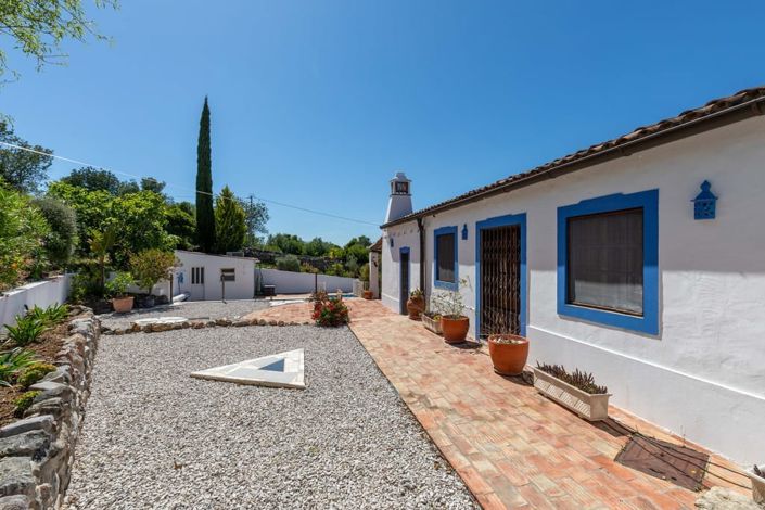 Image No.10-4 Bed Villa for sale