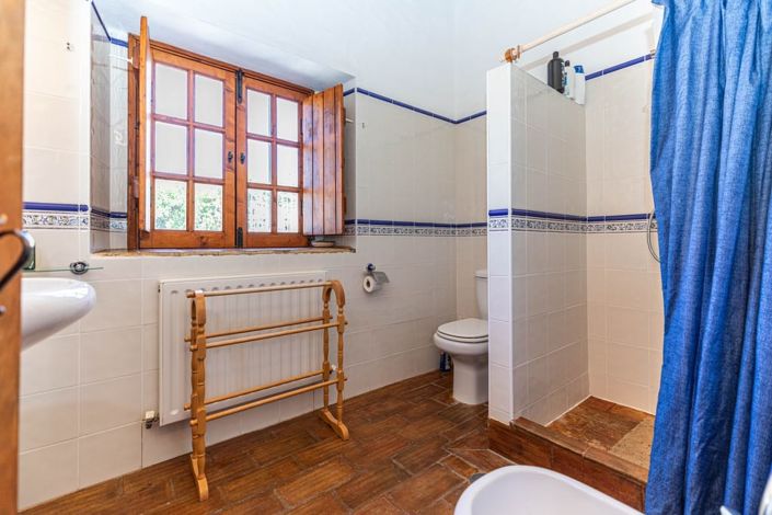 Image No.20-4 Bed Villa for sale