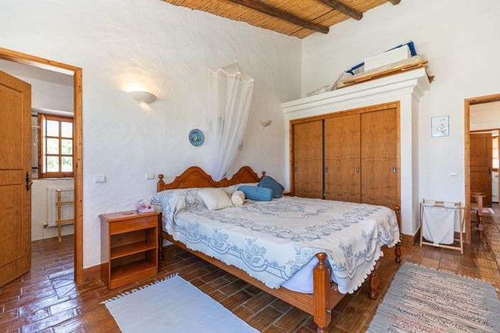 Image No.21-4 Bed Villa for sale