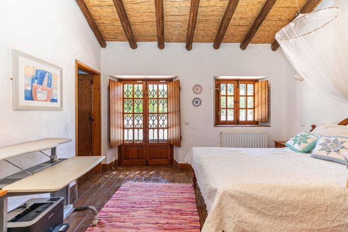 Image No.28-4 Bed Villa for sale
