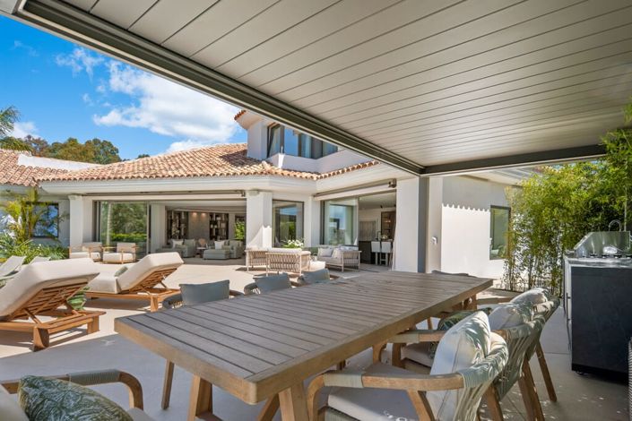 Image No.10-6 Bed Villa for sale