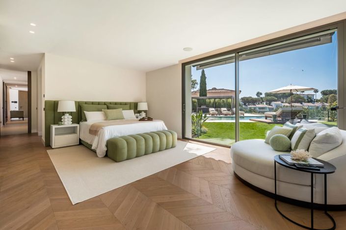 Image No.25-6 Bed Villa for sale