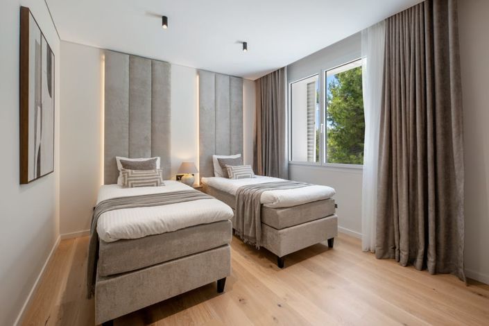 Image No.22-3 Bed Apartment for sale