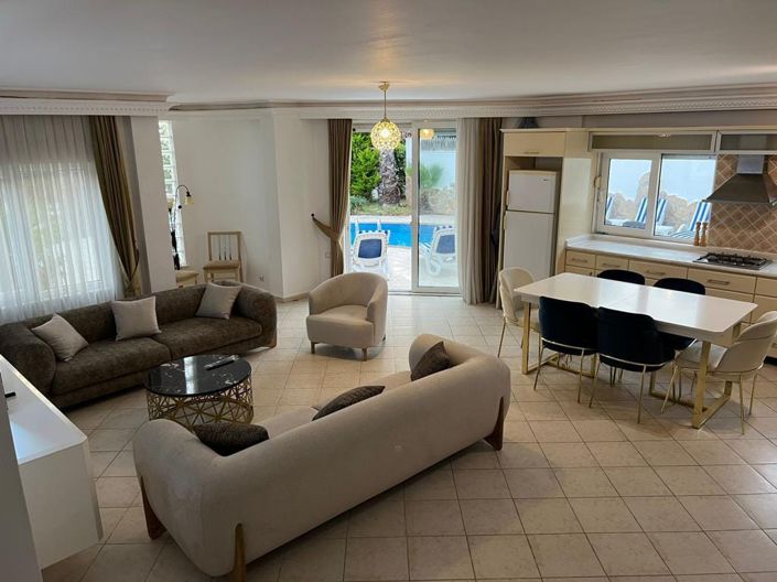 Image No.6-3 Bed Villa for sale