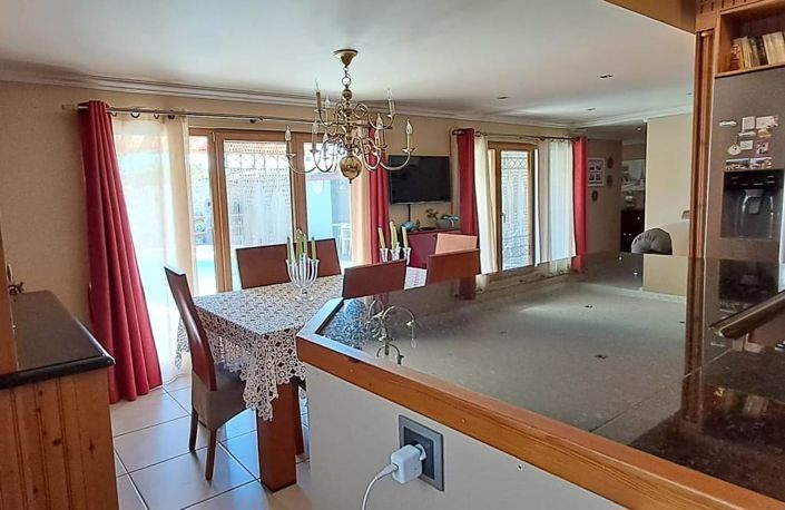 Image No.5-6 Bed Villa for sale