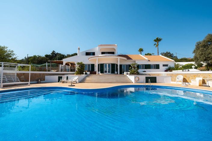 Image No.2-4 Bed Villa for sale