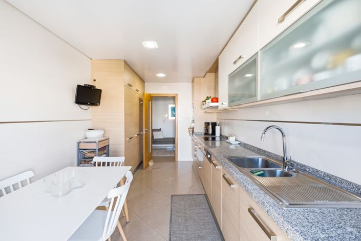 Image No.10-3 Bed Apartment for sale