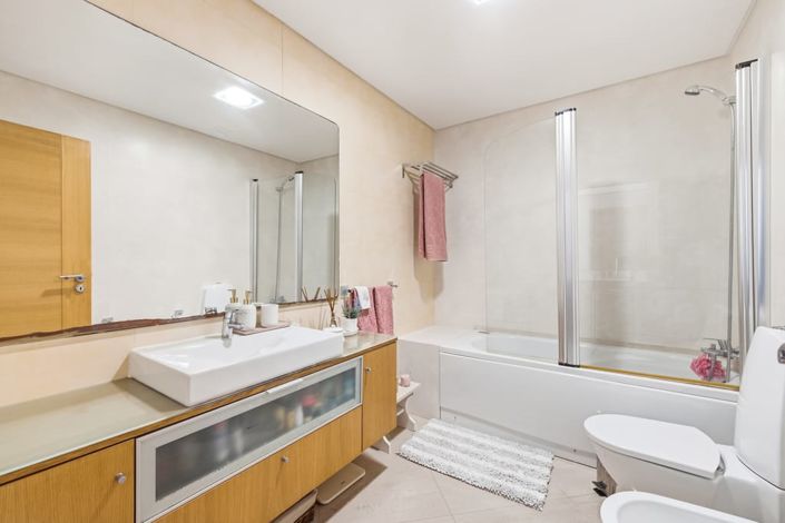 Image No.16-3 Bed Apartment for sale