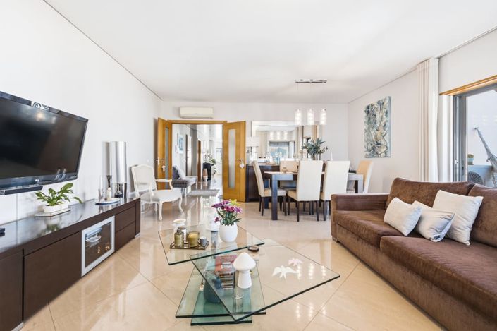 Image No.7-3 Bed Apartment for sale