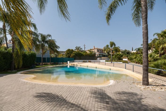 Image No.3-3 Bed Apartment for sale