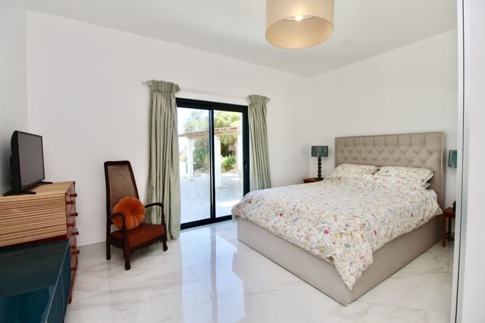 Image No.21-4 Bed Villa for sale