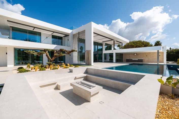 Image No.3-6 Bed Villa for sale
