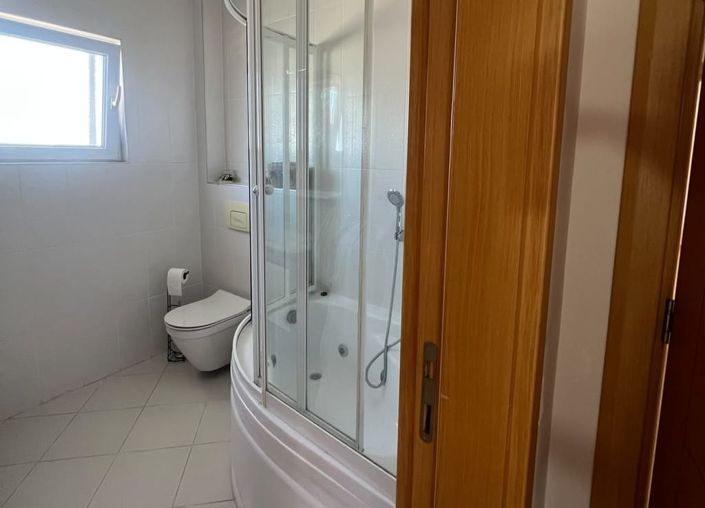 Image No.13-3 Bed Apartment for sale