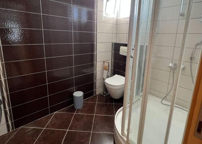 Image No.15-3 Bed Apartment for sale