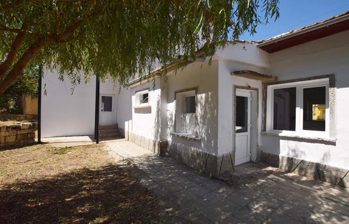 Image No.8-4 Bed House for sale