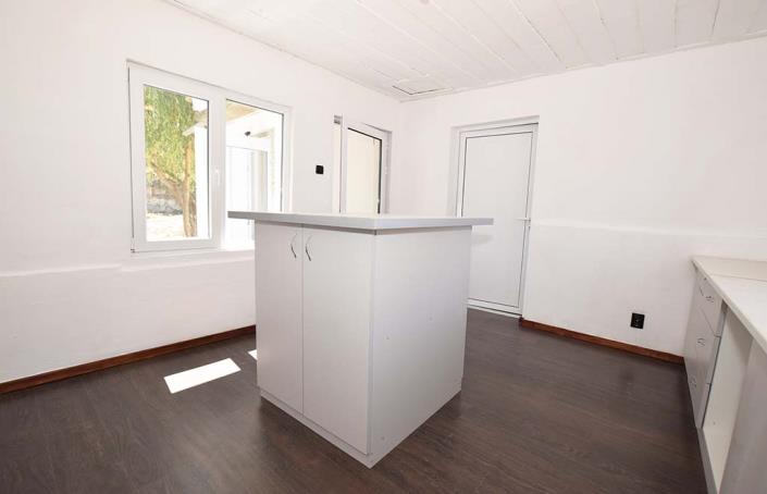 Image No.16-4 Bed House for sale