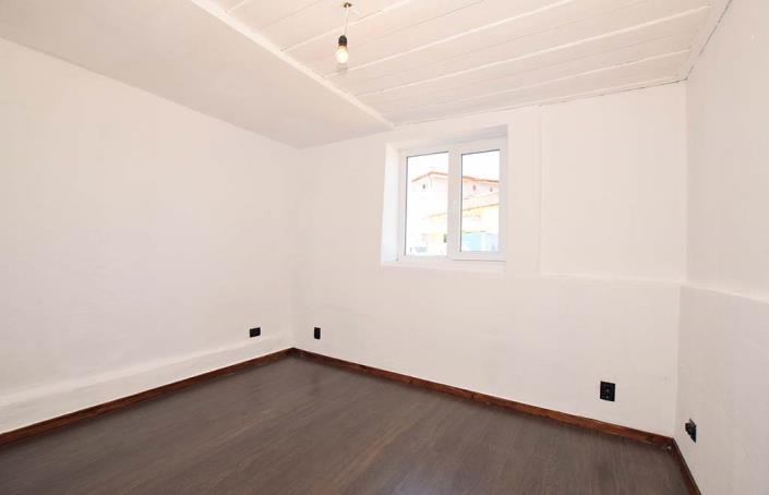 Image No.18-4 Bed House for sale