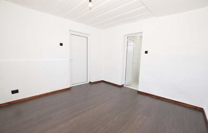 Image No.20-4 Bed House for sale