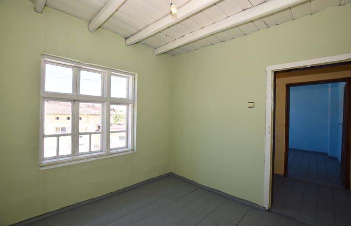 Image No.52-4 Bed House for sale