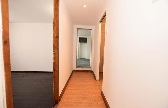 Image No.15-4 Bed House for sale